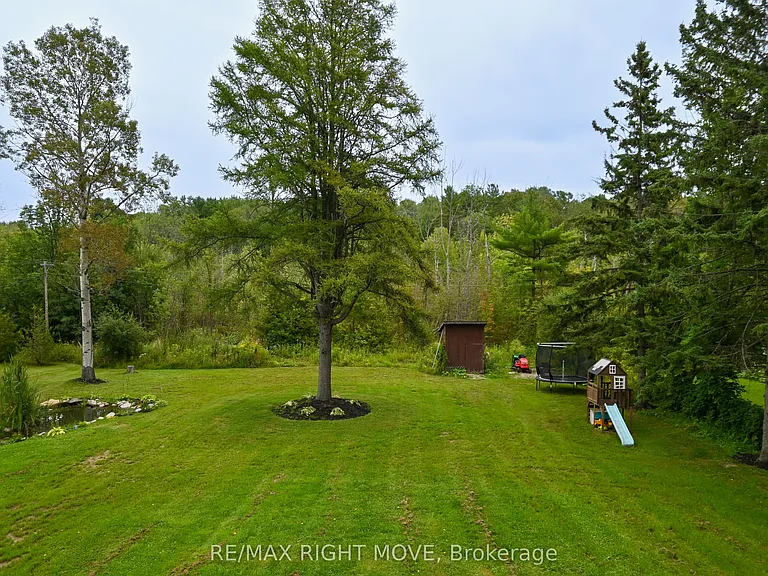 4287 Huronia Rd — Photo 34
