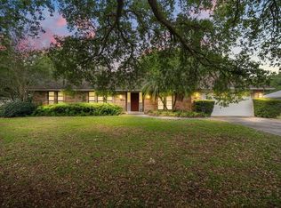 5525 Meadow Pine Ct, Orlando, FL 32819