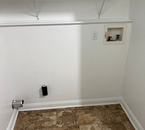 4th image of 2910 N Park Ave