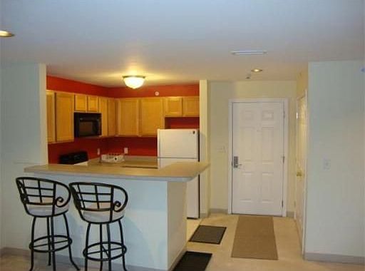 5th image of 140 Railroad Ave APT B405