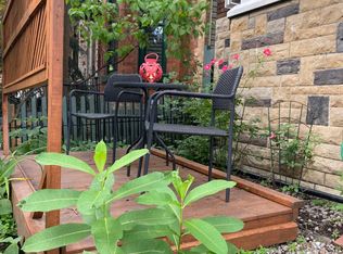 29 Denison Ave #2, Toronto, ON M5T2M6