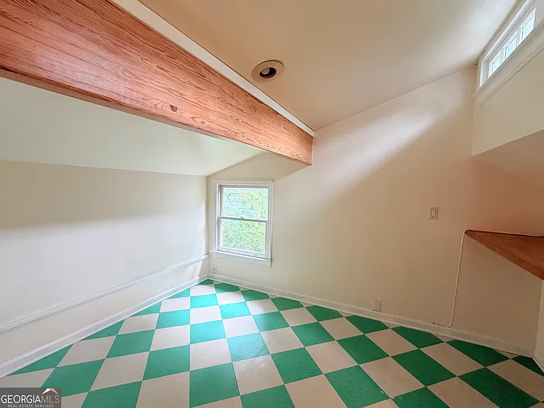 1012 Berne St SE — Photo 8