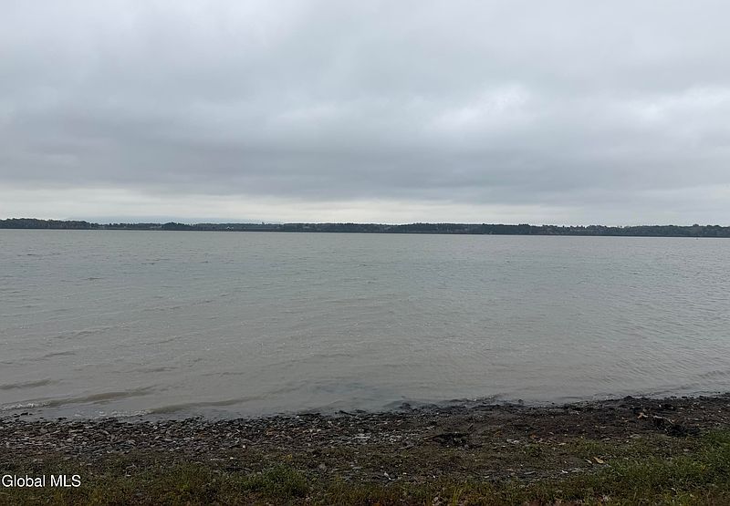 2nd image of L28.000 Bridge Road