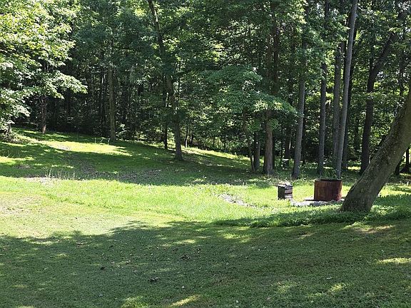 2nd image of 4819 Five Point Rd
