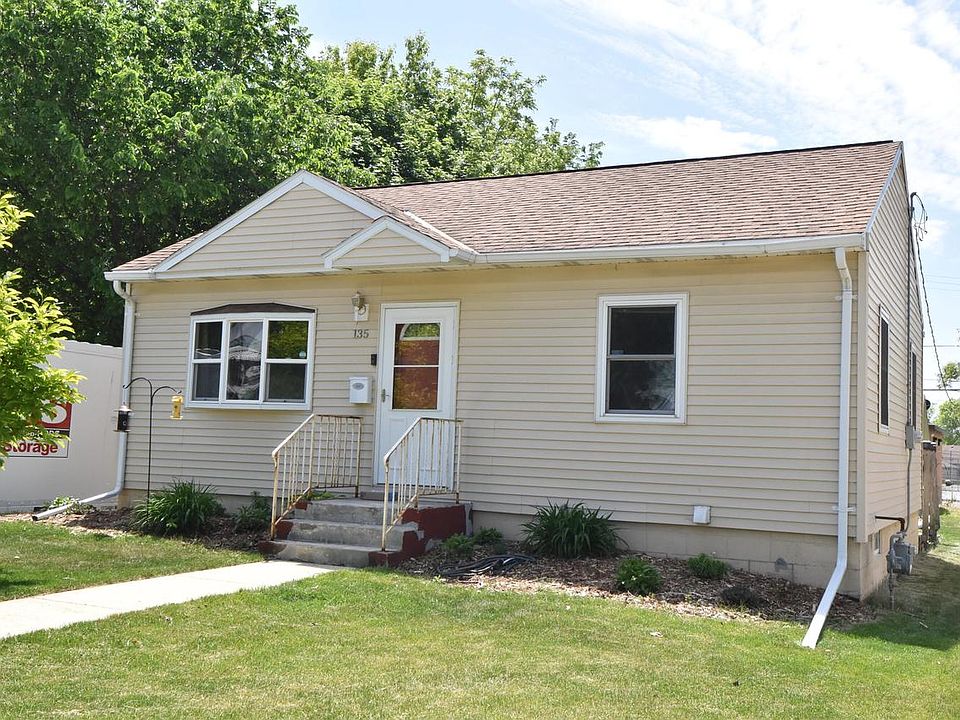 135 West Martin LANE, Milwaukee, WI 53207 Zillow