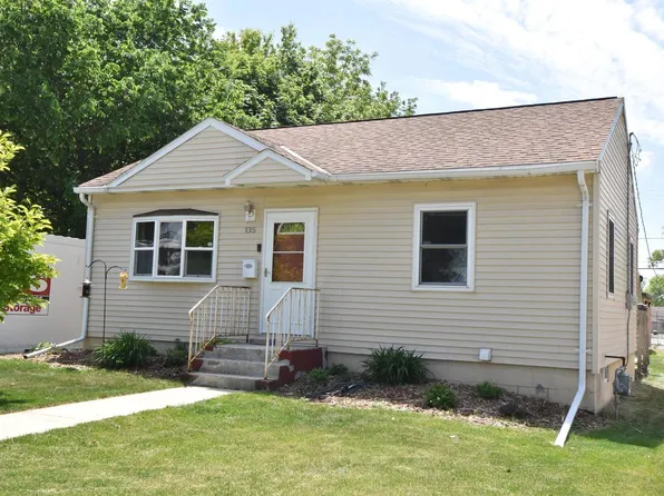 135 West Martin LANE, Milwaukee, WI 53207