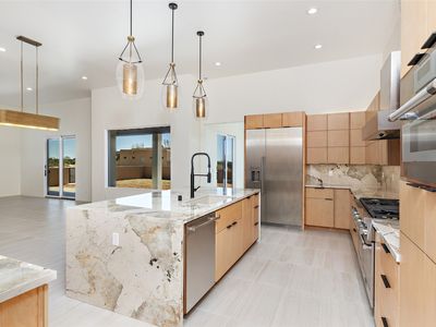 6 Azul Ct, Santa Fe, NM, 87508