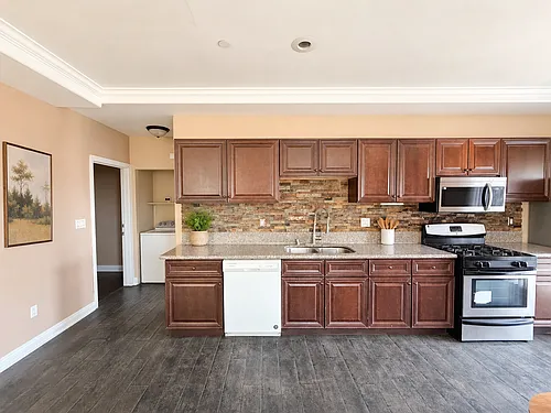 Floor plan 1337 1/2 W 36th Pl