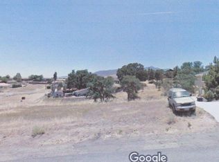21116 Stage Dr, Tehachapi, CA 93561