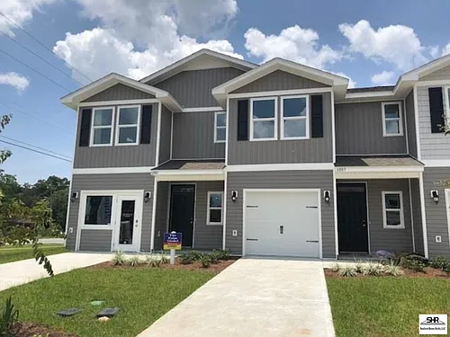 6081 Royal Port Ct Photo 1