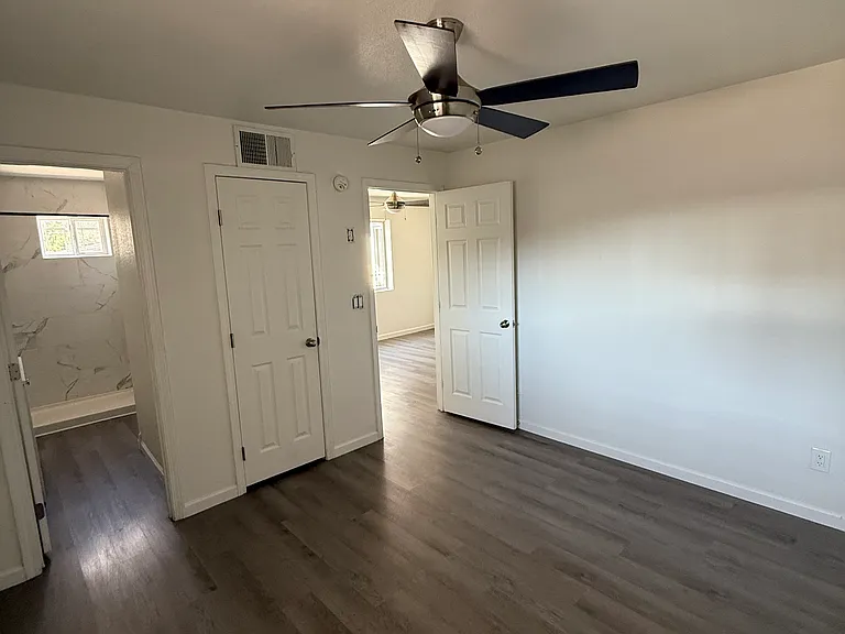 6006 S 5th Ave — Photo 5