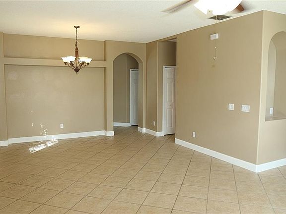 3rd image of 154 Portstewart Dr