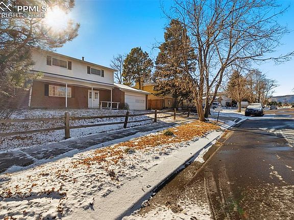 2nd image of 807 Holland Park Blvd