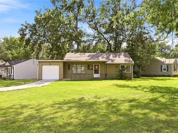 7400 Lamar Ave, Overland Park, KS 66204