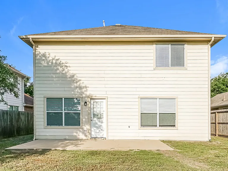 19723 Shores Edge Dr — Photo 17