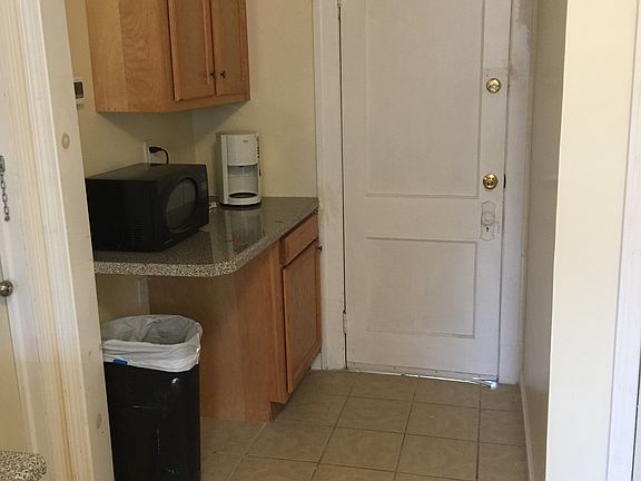 5th image of 75 Georgia Ave #2