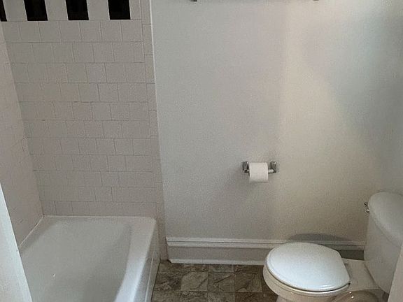 5th image of 4213 Grove Ave APT 3