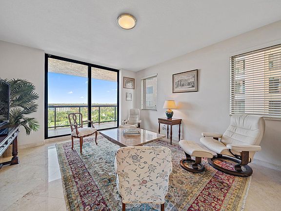 5th image of 3620 Gardens Parkway #801b