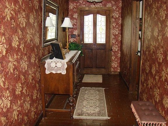 3rd image of 117 Placid Ln