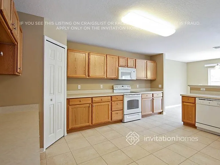 9707 33rd Ave E — Photo 10