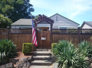 5617 48th Ave SW, Seattle, WA 98136