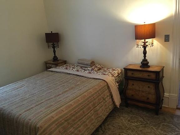 5th image of 0 Clarence Ave SE #2