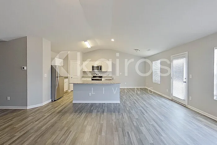 1240 Amberlight Cir — Photo 5