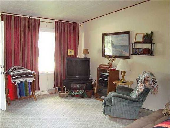 2nd image of 702 W Harvard Ave #0