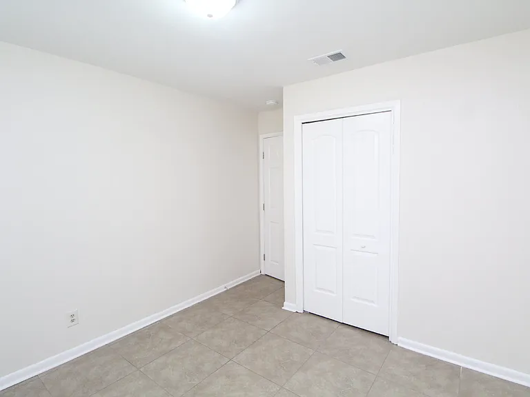 5207 Charbar Dr #B — Photo 8