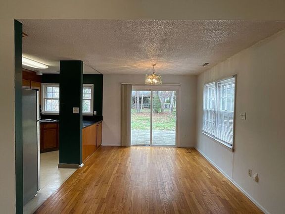 4th image of 7617 Grayling Ct