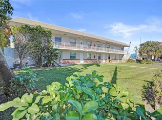 243 Castlewood Dr APT 2, North Palm Beach, FL 33408