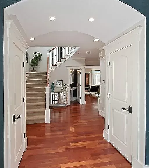 823 Kirkland Way — Photo 2