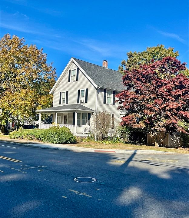 2nd image of 556 Webster St