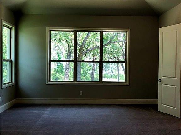 5th image of 9016 Heron Dr