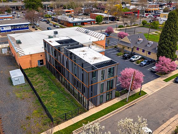 2nd image of 1945 Burnett Way