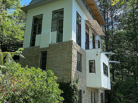 2nd image of 1450 Parks Mill Dr