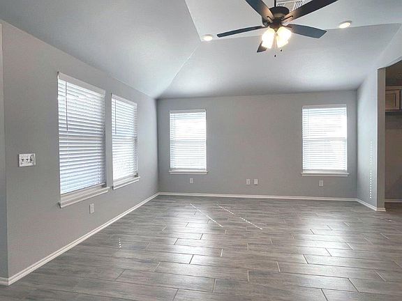 4th image of 18717 Caballero Dr