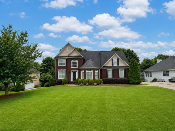 4010 Magnolia Leaf Ln, Suwanee, GA 30024