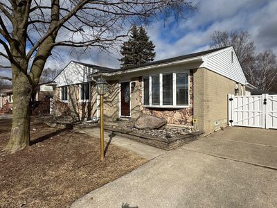 9675 Jackson St, Van Buren Township, MI, 48111