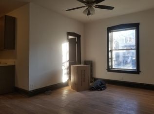 2142 W Berteau Ave #1S, Chicago, IL 60618