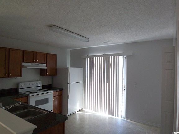 3rd image of 288 Bellegrove Dr