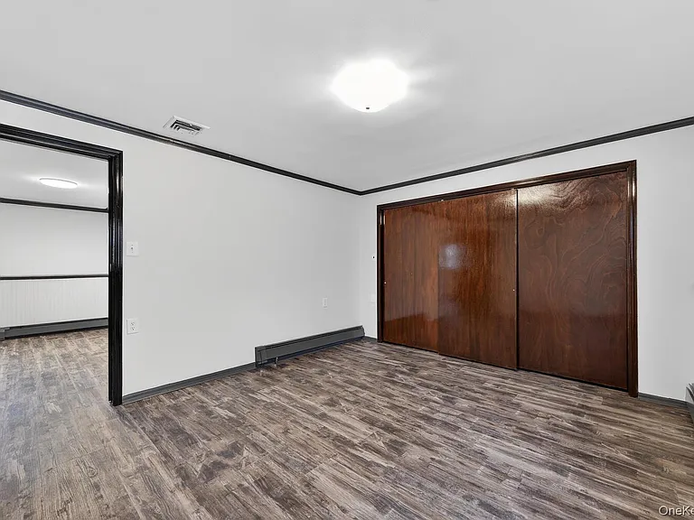9 Bay Beach Ave — Photo 26