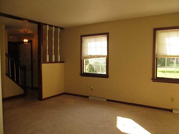 4th image of 112 Winterwood Dr