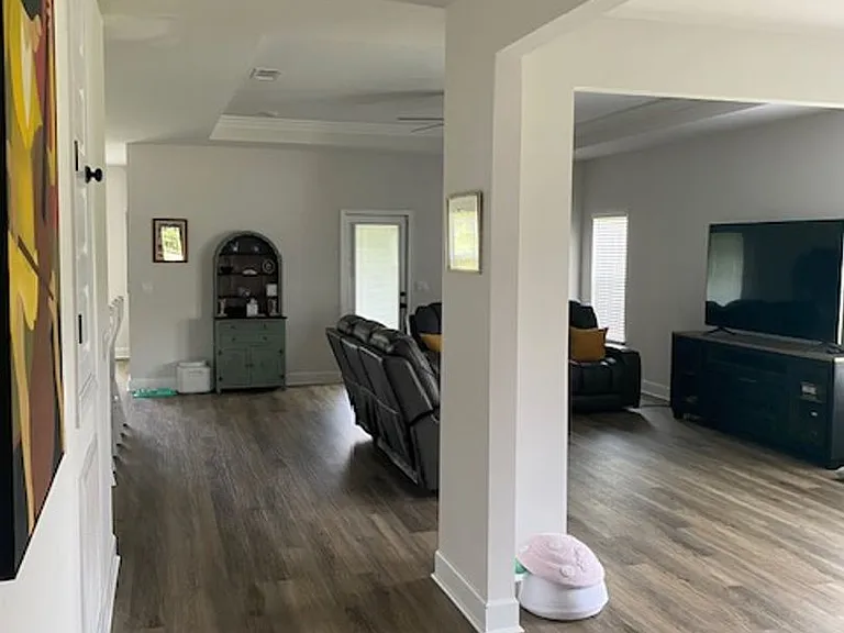 1020 Ballantyne Ln — Photo 13
