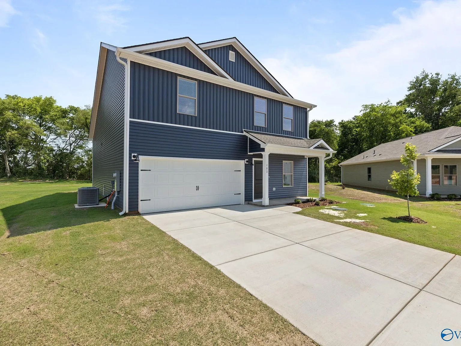 4 bed, 2.5 bath, 1891 sqft, $1,850 — Photo 2