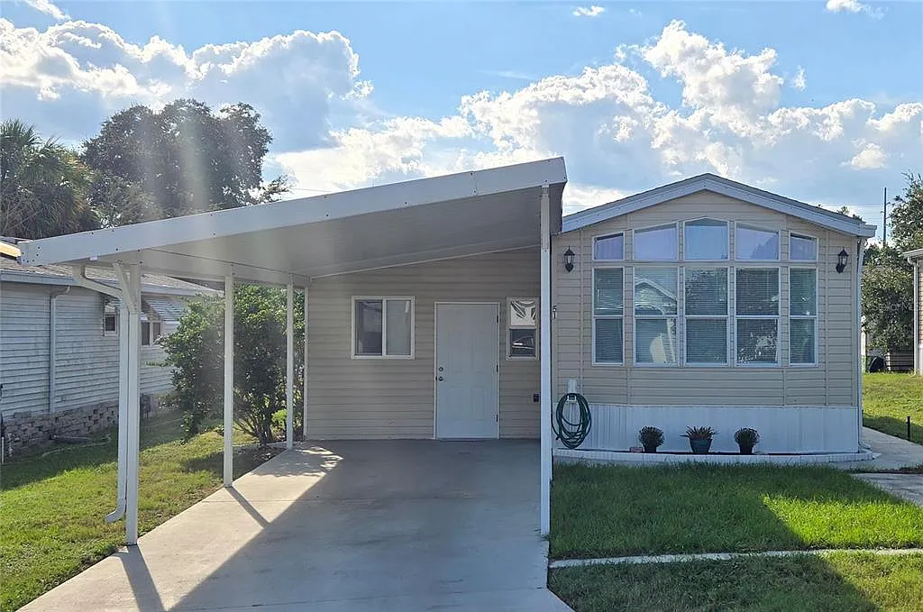 2 bed, 1.0 bath, 800 sqft, $1,500 — Photo 1