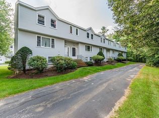 10 Villa Roma Dr UNIT 10, Tewksbury, MA 01876