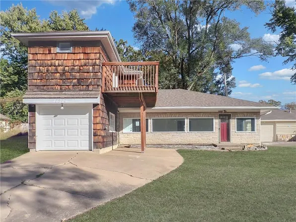 10800 Lakeview Rd, Kansas City, MO 64133