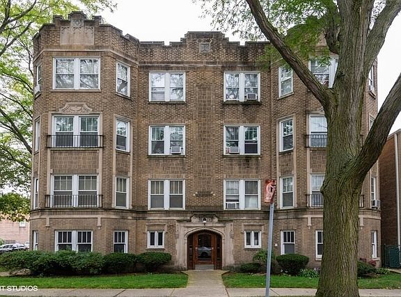 2nd image of 2701 W Estes Ave APT 3E
