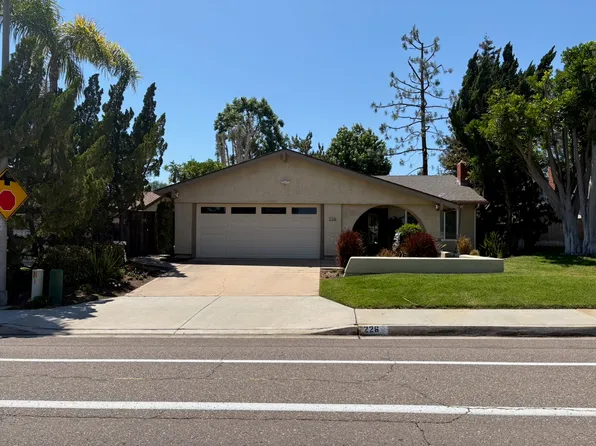 226 Glen Arbor Dr, Encinitas, CA 92024